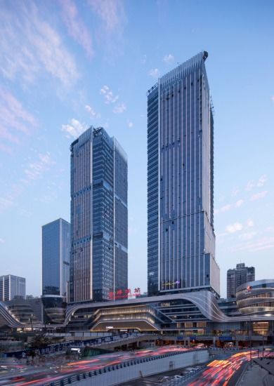 煥新城市美好，讓重慶感受龍湖溫度